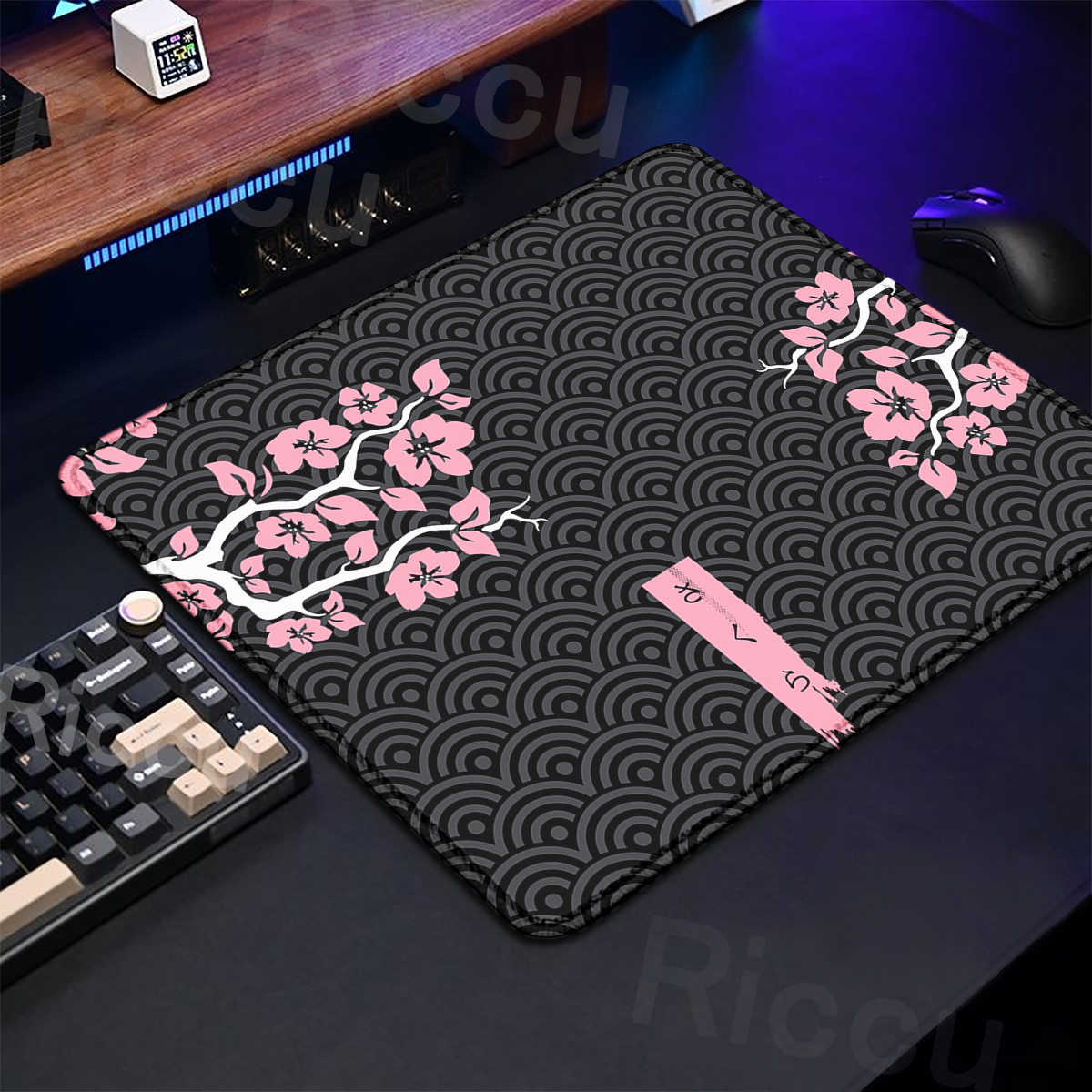 Purple Sakura Table Pad Gaming - огляд і ціна Desk Setup Blue