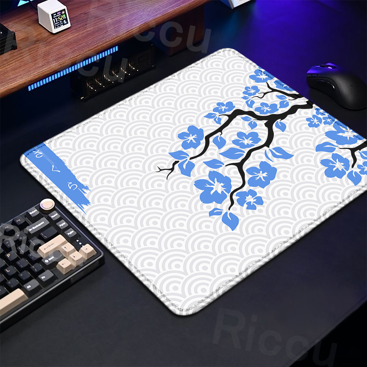 Purple Sakura Table Pad Gaming - огляд і ціна Desk Setup Blue