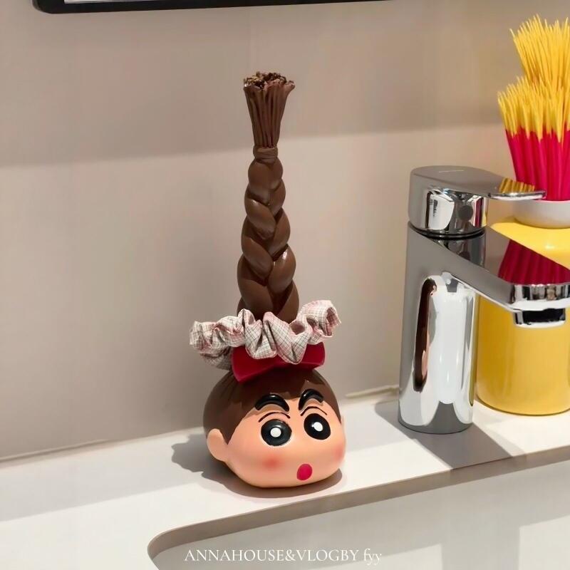 Kawaii Crayon Shin Chan Long B - огляд і ціна Desk Setup Organization