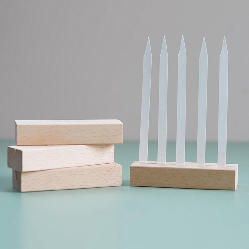 1Pcs Wood Table Perfume Essent - огляд і ціна Desk Setup Essentials