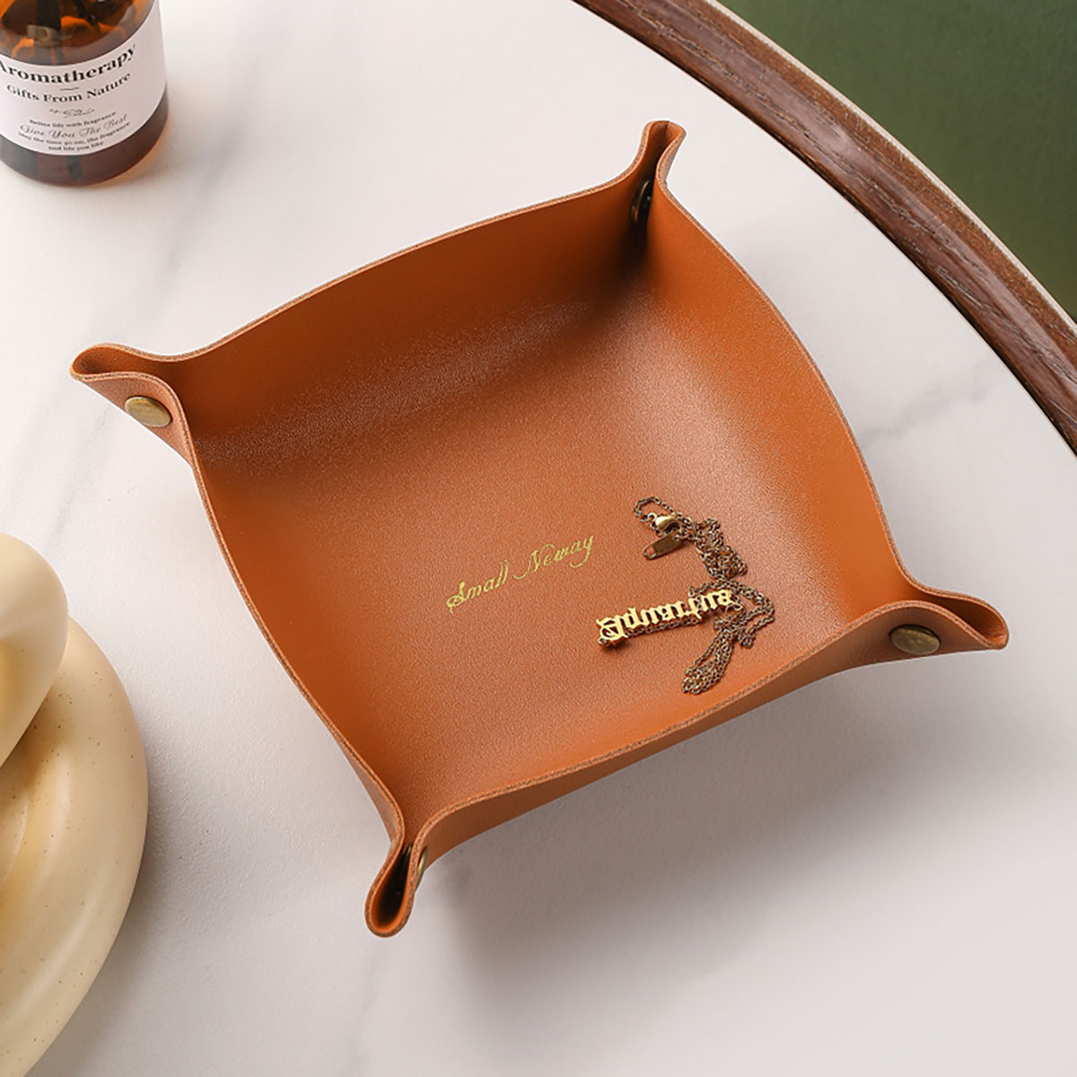 Nordic Style Leather Storage T - огляд і ціна Desk Setup Organization