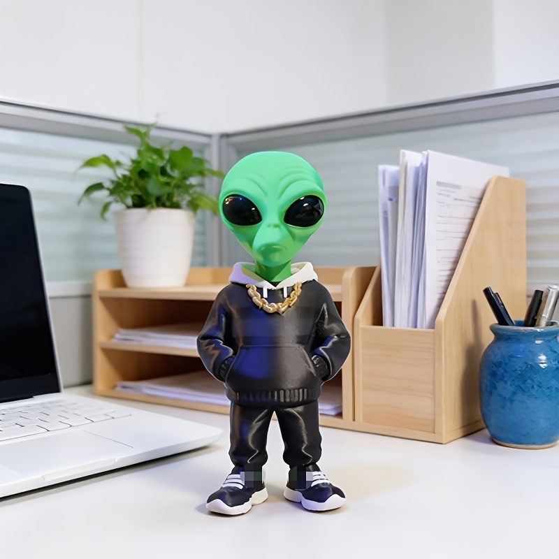 1 Piece Green Alien Figure wit - огляд і ціна Desk Setup Green